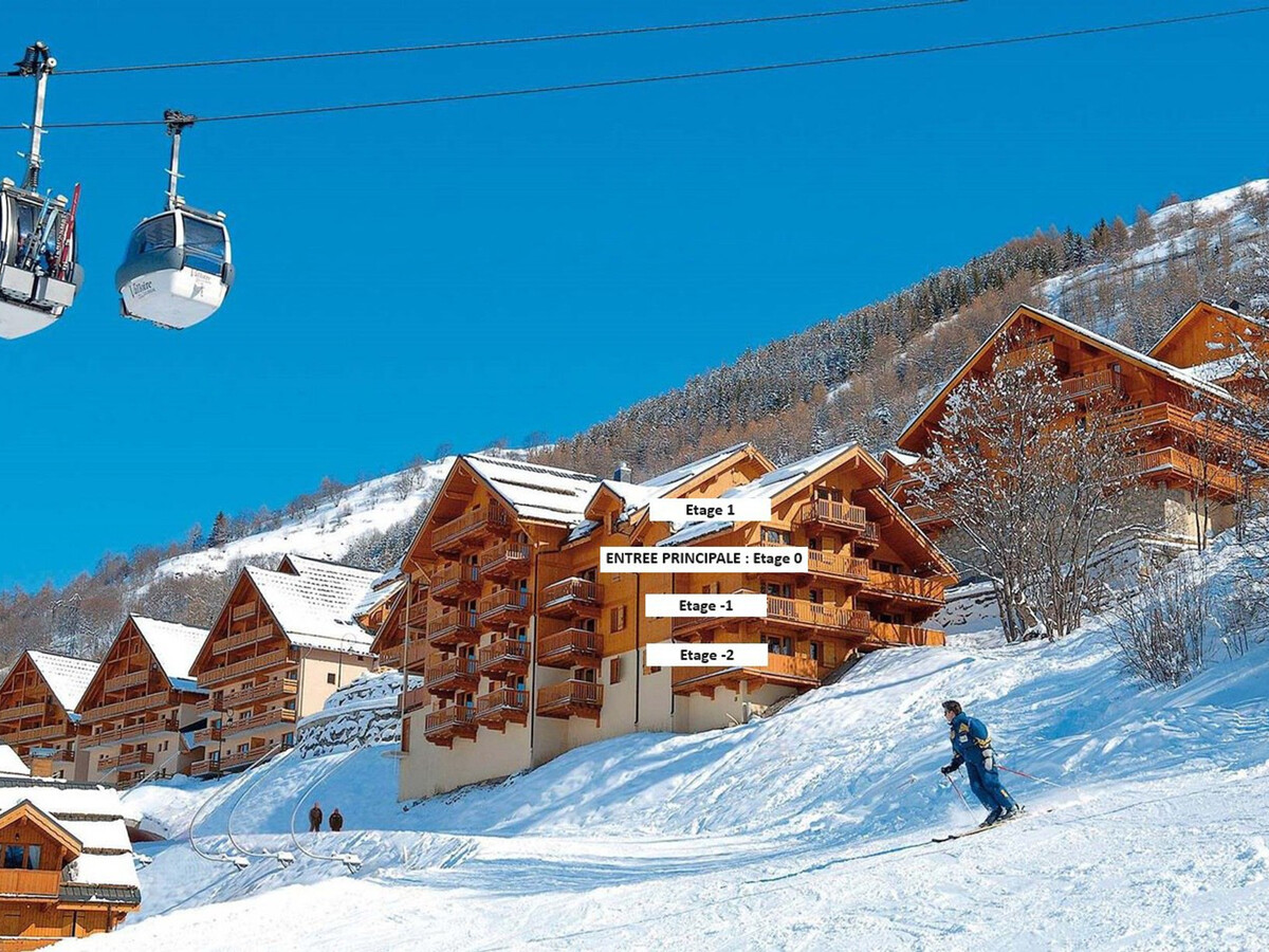 Appartement 2 pièces Valloire, balcon ouest et parking privé - Photo 11
