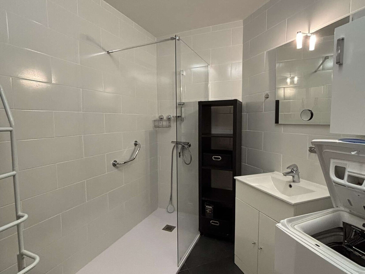 Appartement 2 balcons avec ascenseur à Balaruc-les-Bains - Photo 11