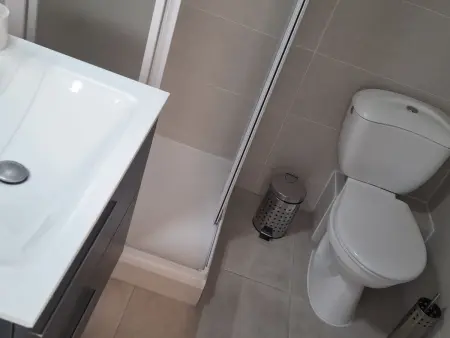 Appartement confortable à Balaruc-les-Bains - Animaux admis - Photo 8