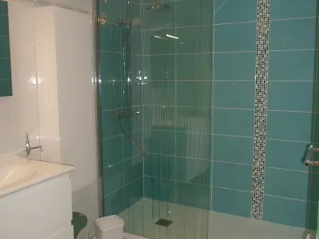 Appartement lumineux 2 pièces proche Thermes, baignades familiales et activités nautiques : photo 9