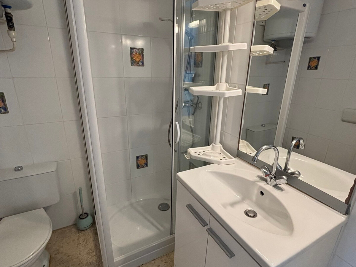 Appartement 26m² face étang de Thau, animaux admis - Photo 2