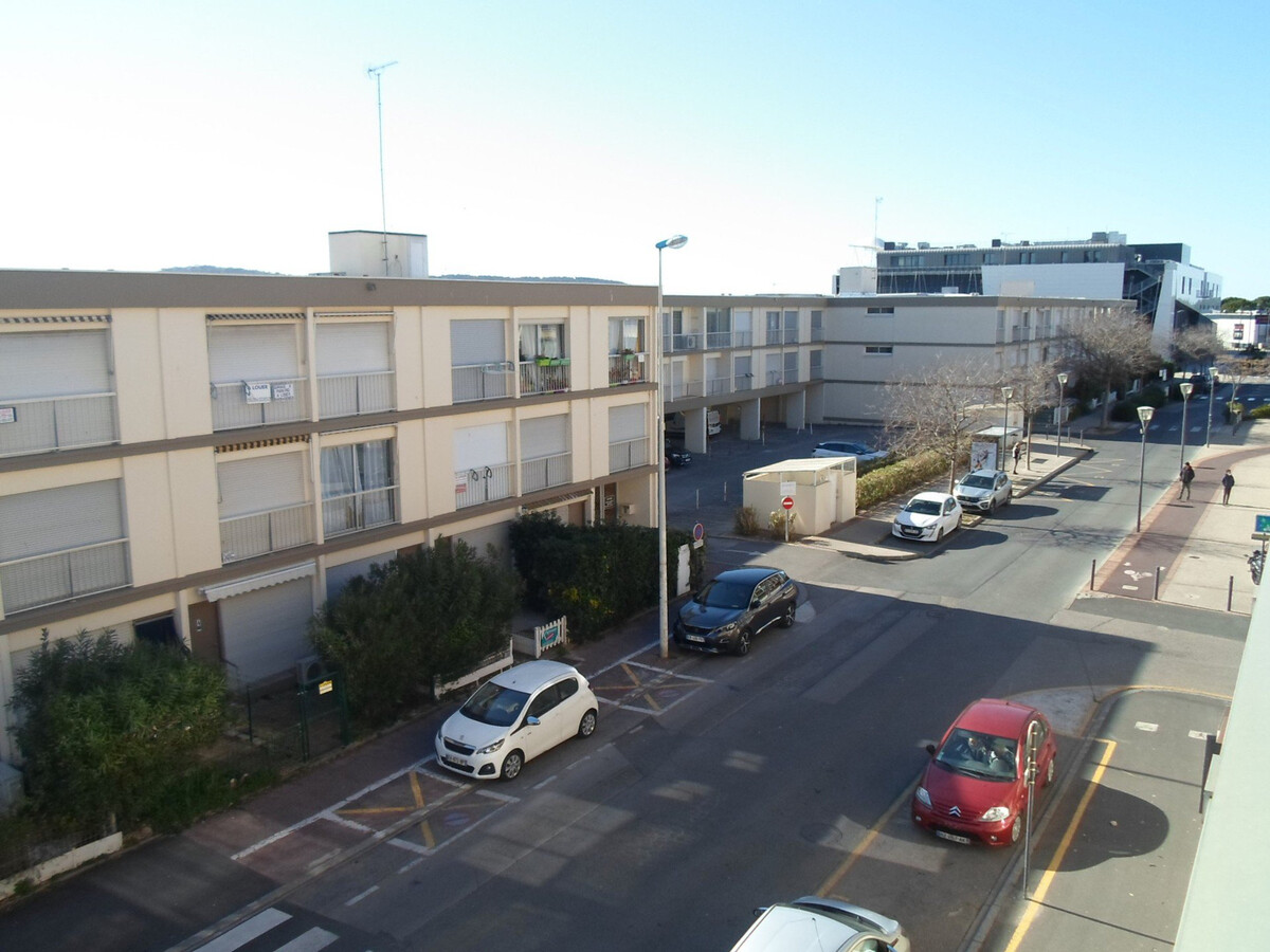 Appartement 26 m² Balaruc-les-Bains, loggia, animaux ok - Photo 3