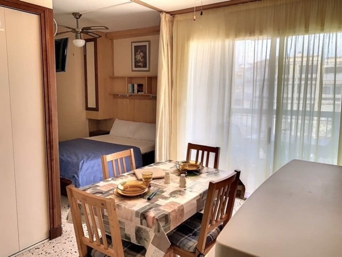 Appartement 20 m² balcon, 5 min des Thermes - Photo 5