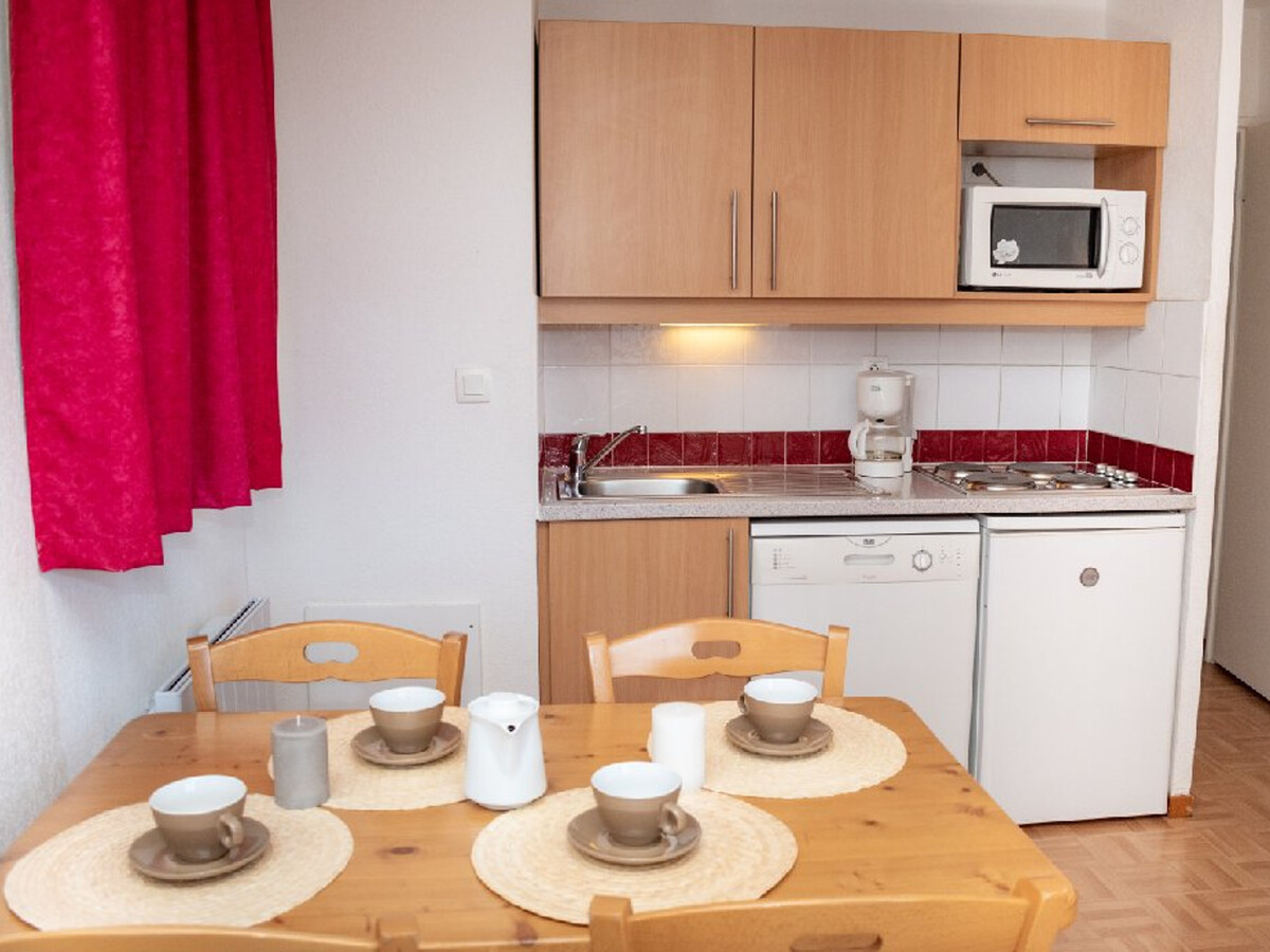 Studio 4 pers avec balcon et parking à Puy-Saint-Vincent - Photo 3
