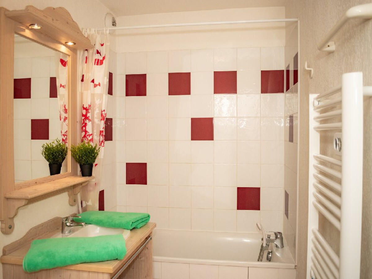 Studio 4 pers avec balcon et parking à Puy-Saint-Vincent - Photo 7