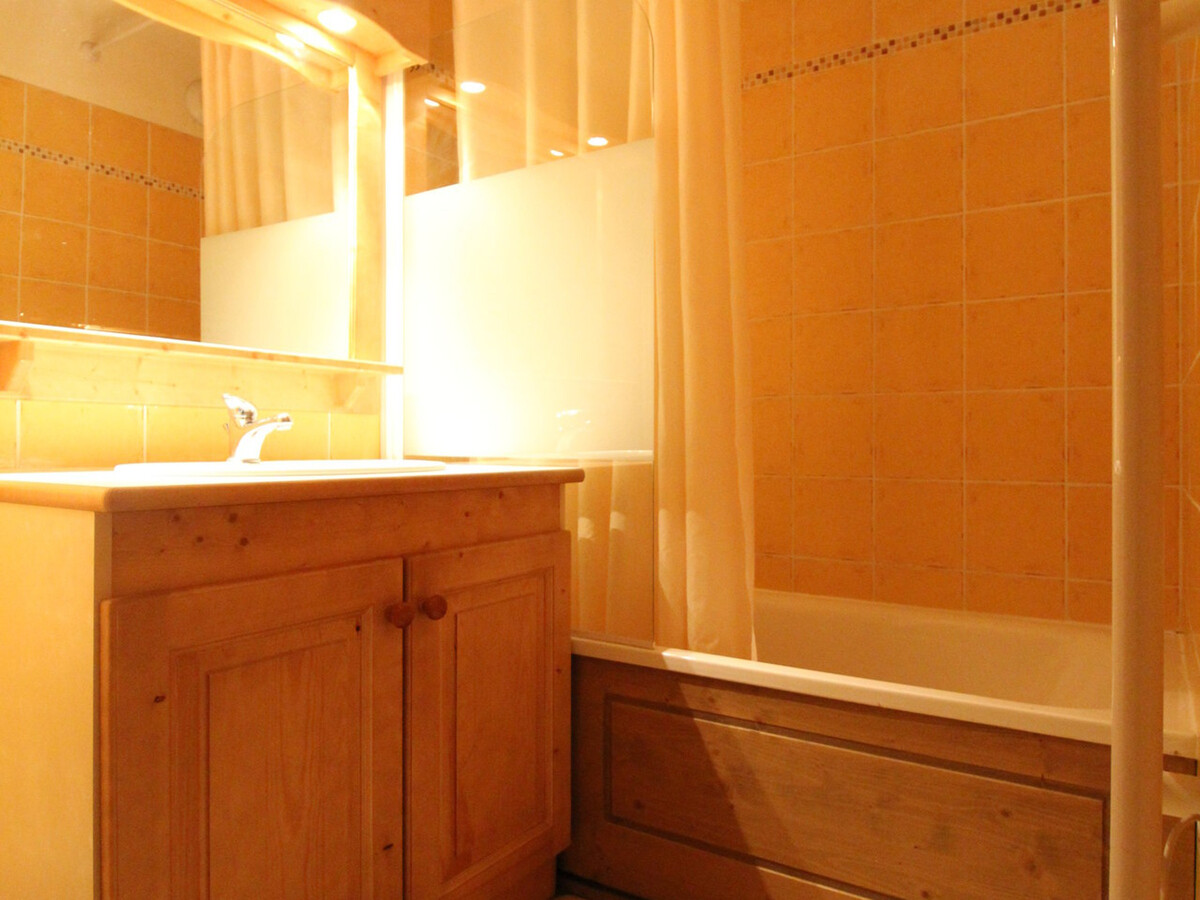 Appartement 6 pers Lanslevillard, balcon sud et parking - Photo 8