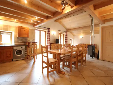 Duplex 10 personnes à Lanslebourg, 3 chambres et poêle : photo 2