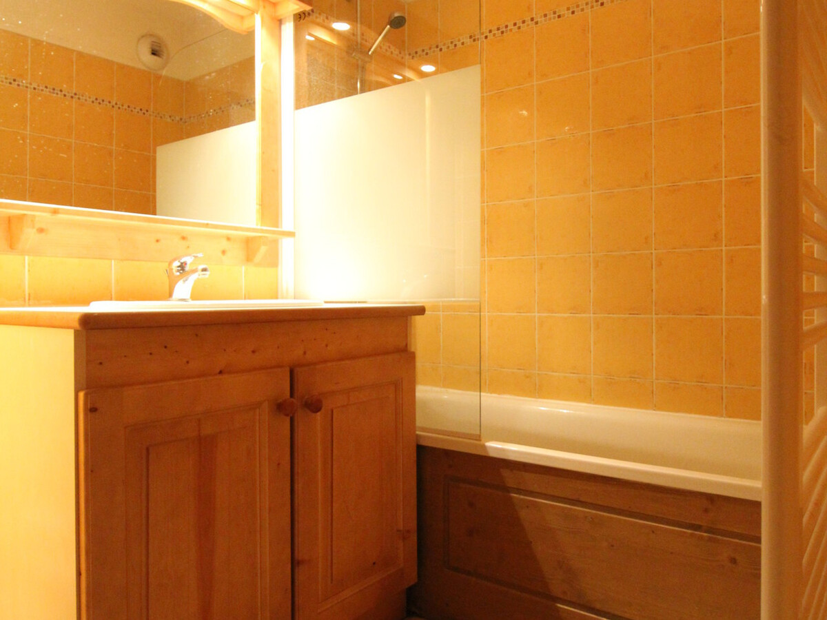 Appartement 6 pers. Lanslevillard, balcon sud-est et parking - Photo 8