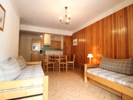 Appart 45m² balcon sud, vue montagne à Lanslebourg : photo 2