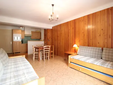 Appartement 45 m² balcon sud, vue montagne - Lanslebourg : photo 4