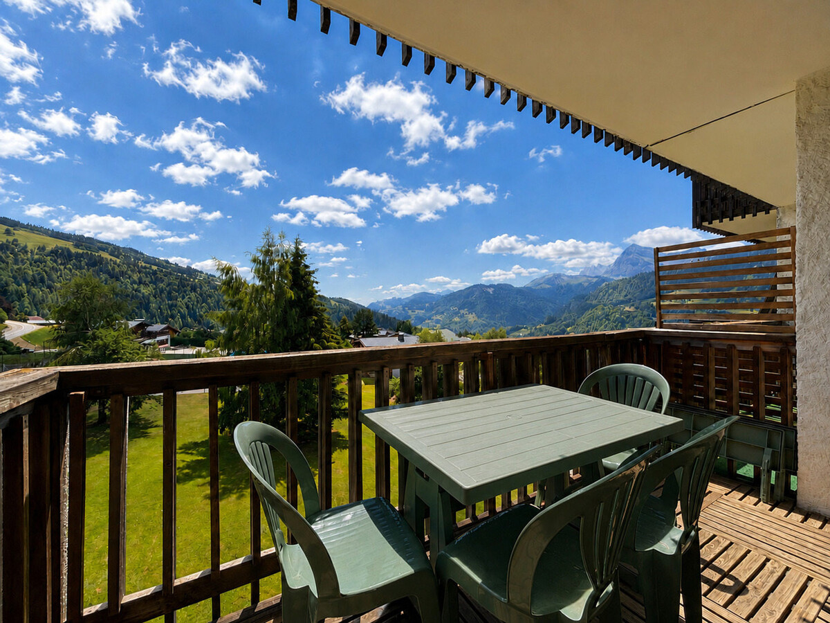 Studio skis aux pieds, balcon Sud, piscine été - Photo 1