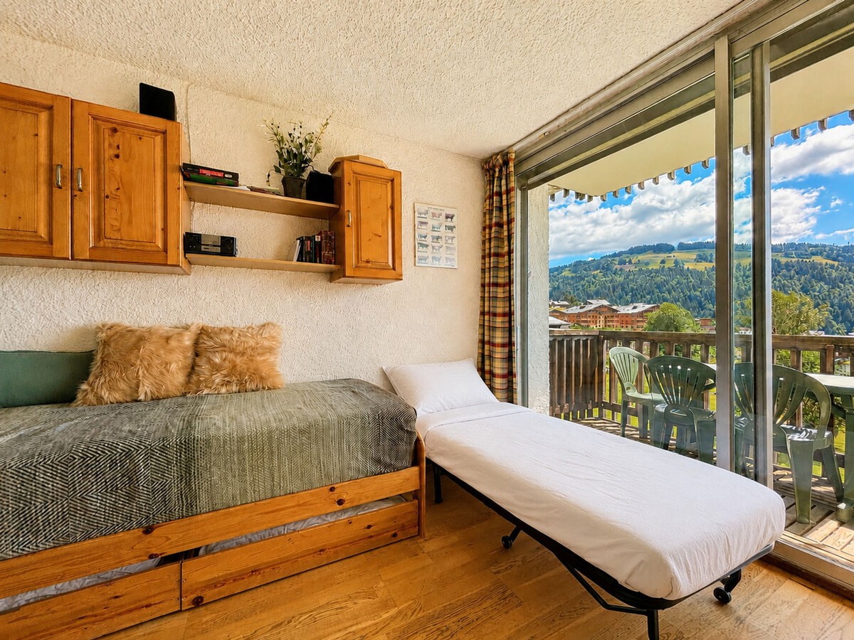 Studio skis aux pieds, balcon Sud, piscine été - Photo 6