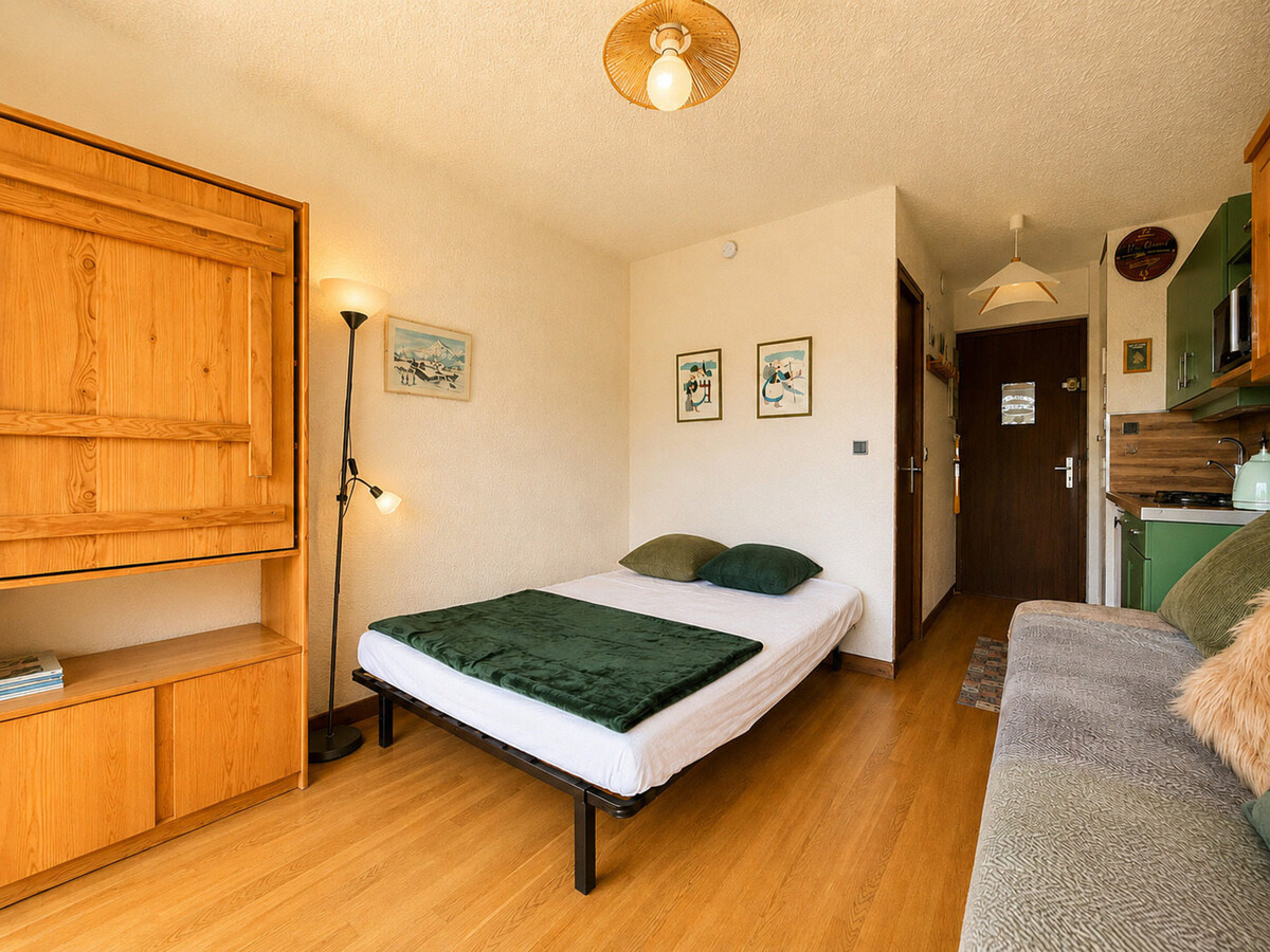 Studio skis aux pieds, balcon Sud, piscine été - Photo 10