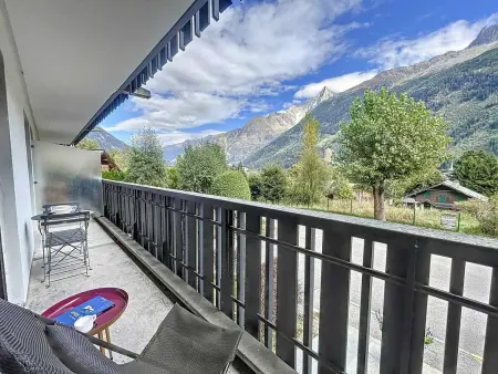 T2 45m² centre Chamonix, parking sécurisé et vue montagne : photo 13
