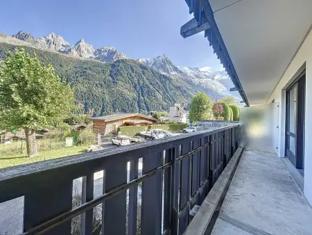 T2 45m² centre Chamonix, parking sécurisé et vue montagne : photo 14