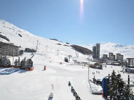 Appartement rénové 3 pièces aux pieds des pistes, Les Menuires : photo 12