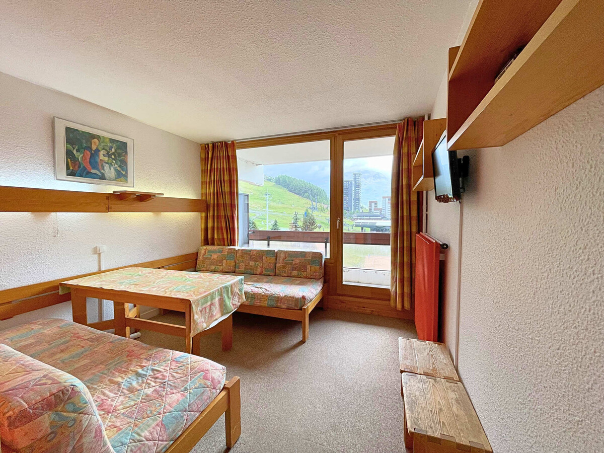 Studio 4 pers aux Menuires, balcon Sud vue pistes - Photo 1