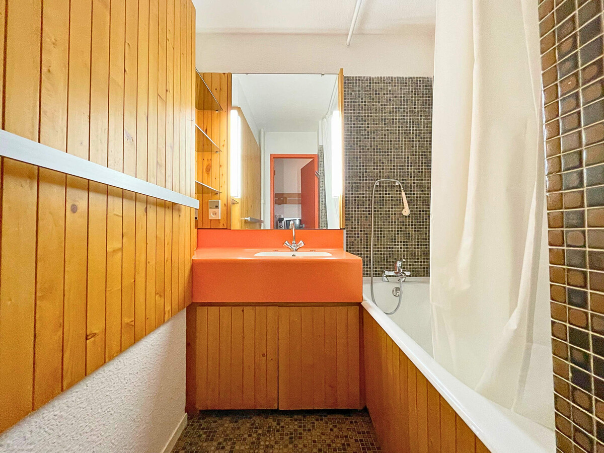 Studio 4 pers aux Menuires, balcon Sud vue pistes - Photo 7