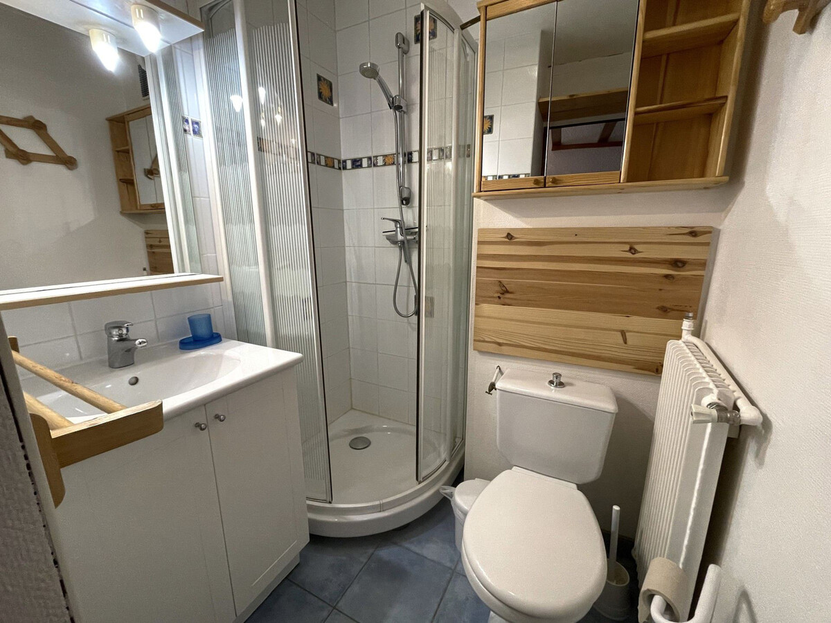 Appartement 2 pièces Les Menuires, accès direct au ski - Photo 9