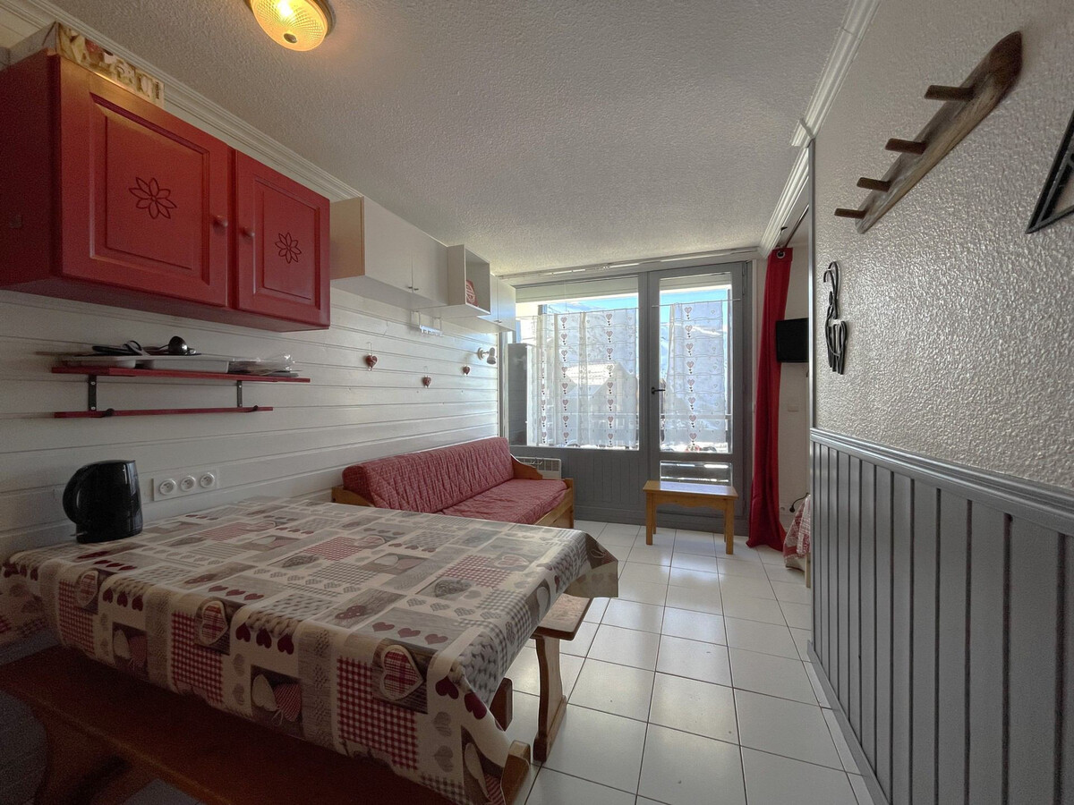 Studio 4 pers. balcon ouest aux Menuires, accès pistes - Photo 2