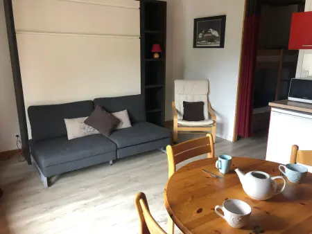 Location appartement à Brides les Bains, Studio lumineux 2* tout confort à Brides-les-Bains, WIFI, animaux admis