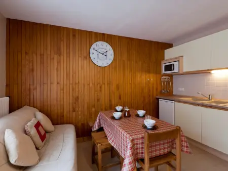 Studio 31 m² centre-ville, balcon sud, 5 personnes : photo 4