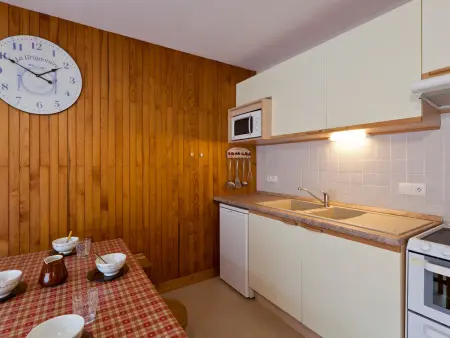 Studio 31 m² centre-ville, balcon sud, 5 personnes : photo 10