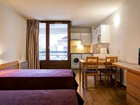 Location appartement à Brides les Bains, Studio 4 Pers avec WiFi et Parking à Brides-les-Bains