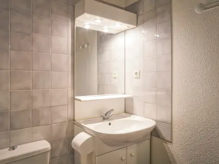 Studio 4 Pers avec WiFi et Parking à Brides-les-Bains - Photo 5