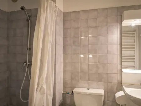 Studio 4 Pers avec WiFi et Parking à Brides-les-Bains - Photo 11