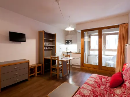 Studio 26 m² balcon Sud, 4 pers, centre-ville Brides-les-Bains
