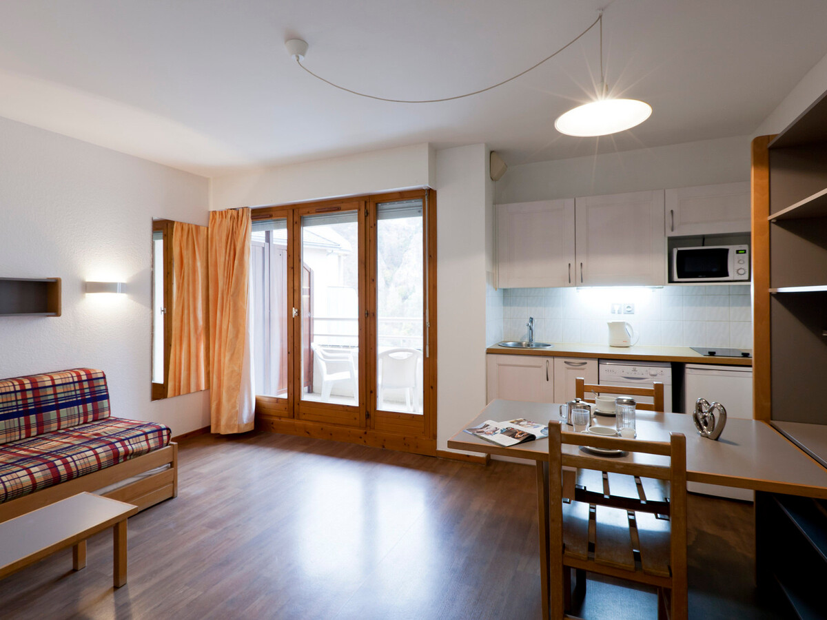 Studio 24m² centre-ville Brides-les-Bains, balcon Nord - Photo 1