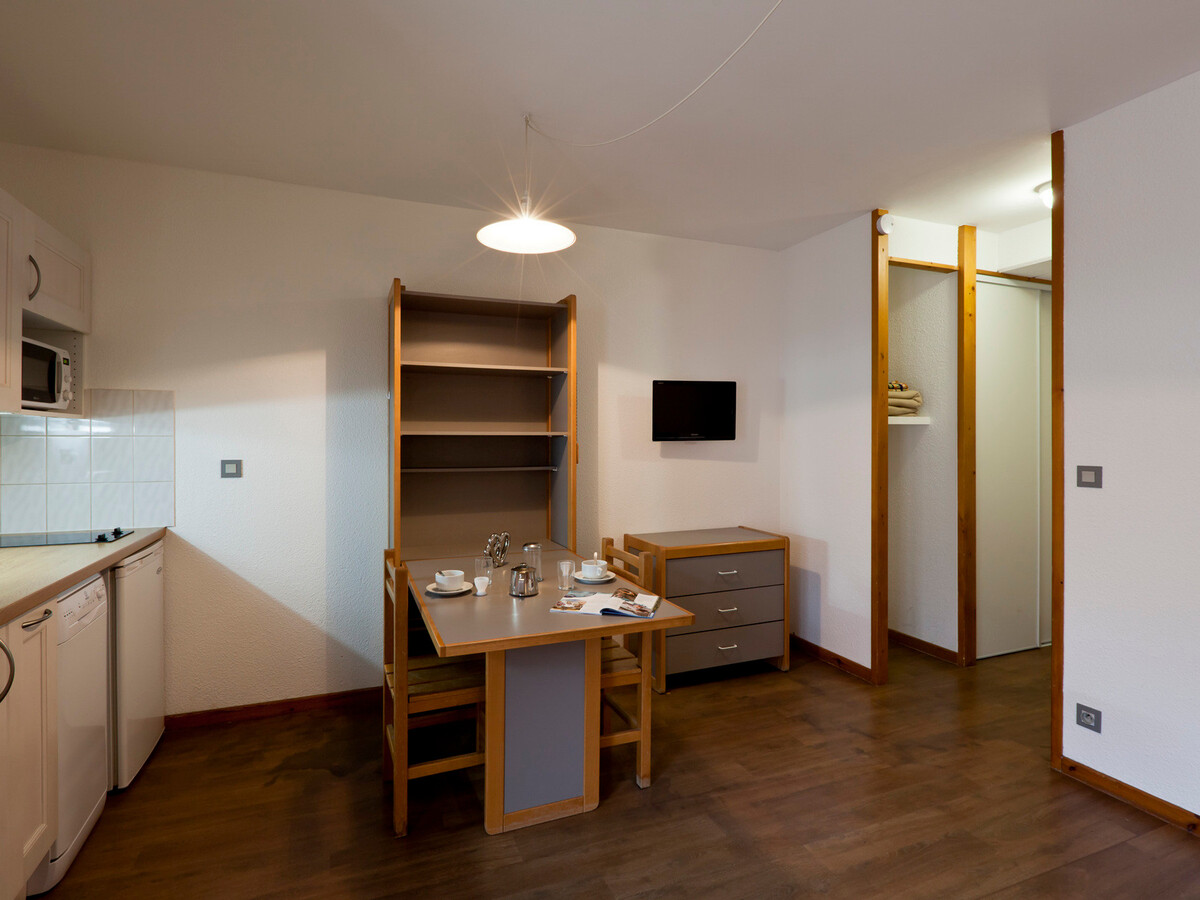 Studio 24m² centre-ville Brides-les-Bains, balcon Nord - Photo 11