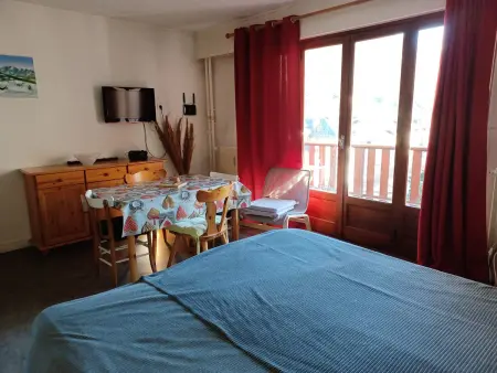Studio 26 m² centre Brides-les-Bains, balcon et parking : photo 7