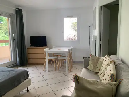 Location appartement à Brides les Bains, Studio confortable en centre avec parking, 2 pers.
