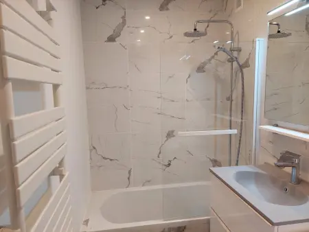 Studio 21 m² balcon vue montagne à Brides-les-Bains : photo 7