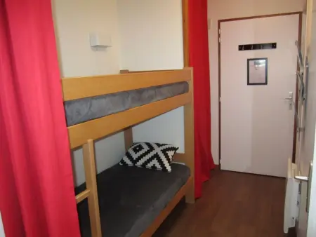 Studio 29 m² balcon sud, parking couvert à Brides-les-Bains : photo 4