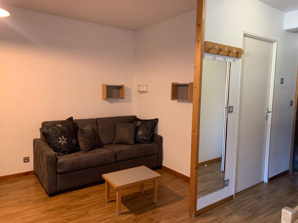Studio 28 m² balcon 12 m², centre Brides-les-Bains - Photo 5