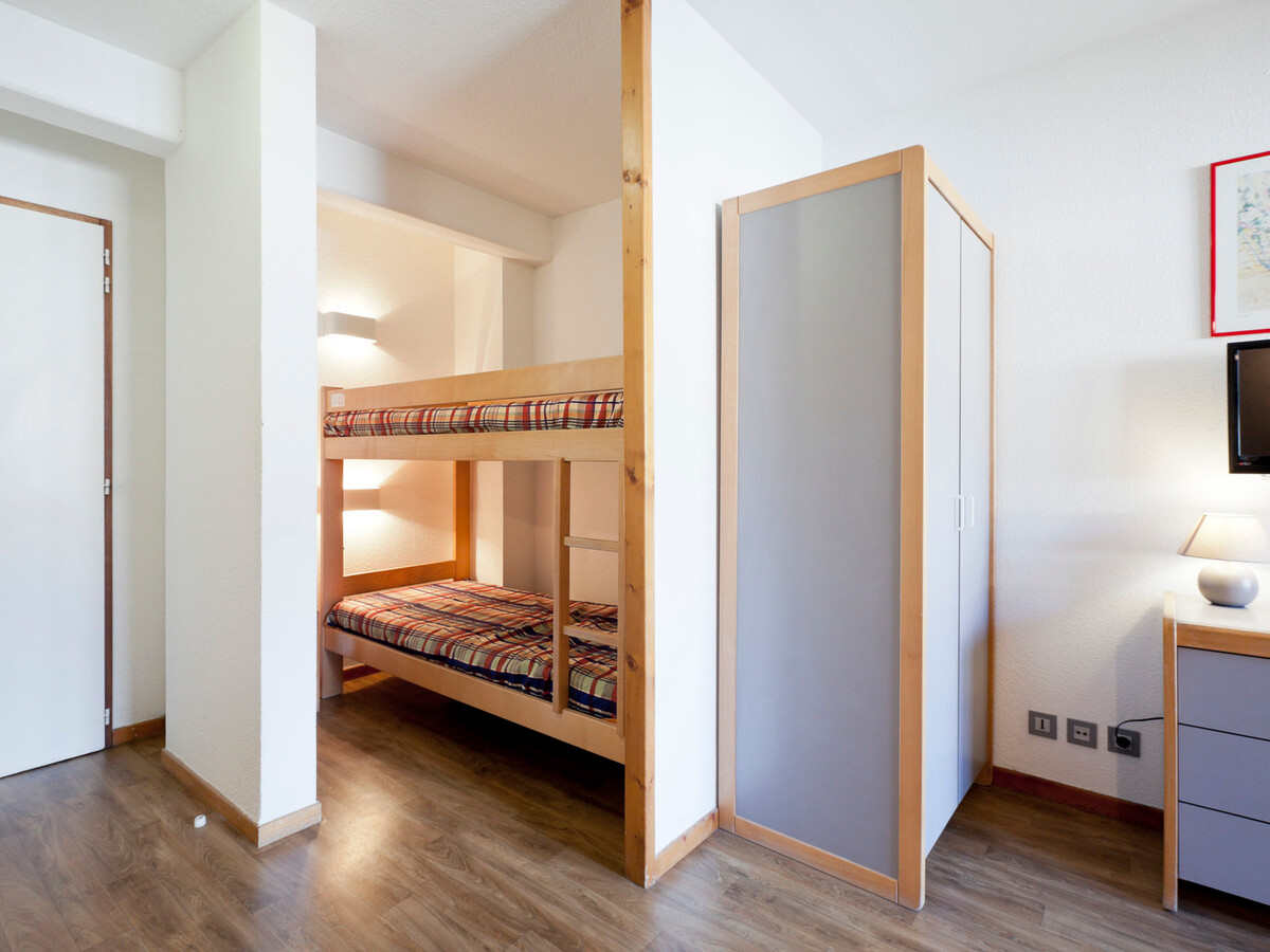 Studio 28 m² balcon 12 m², centre Brides-les-Bains - Photo 6