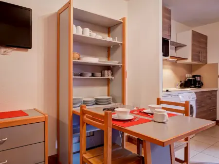 Studio rénové 4 personnes avec lave-linge, wifi - Photo 7