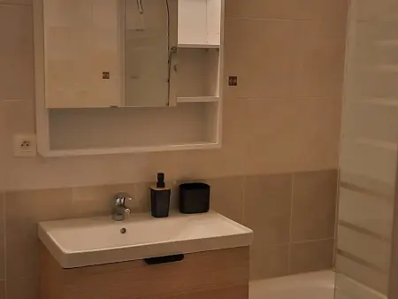 T3 65 m² près de la télécabine, balcon, 6 pers : photo 6