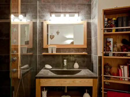 Studio rénové 2* montagne, 4 pers, parking à Brides-les-Bains : photo 4
