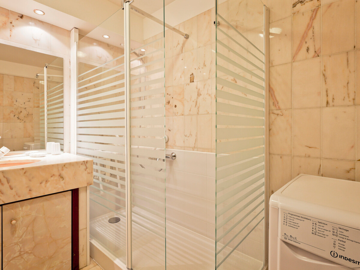 Duplex 90m² 8 pers, centre Brides-les-Bains, parking - Photo 13