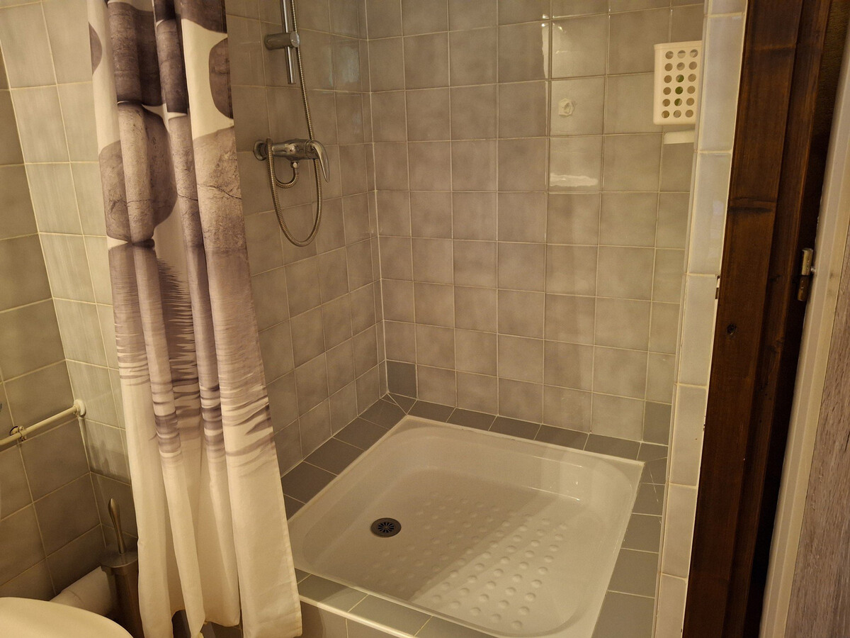Studio 28m² avec balcon Sud-Ouest à Brides-les-Bains - Photo 13