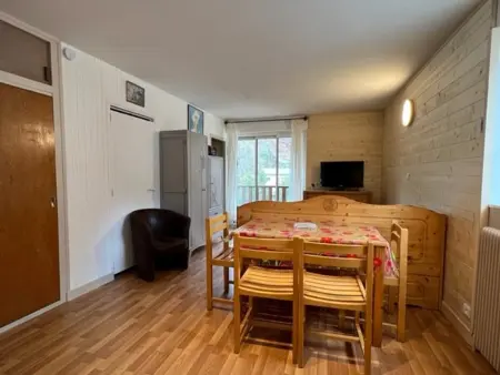 T2 Lumineux avec Balcon et WIFI - Proche Centre, Appartement 4 personnes à Brides les Bains - Photo 6