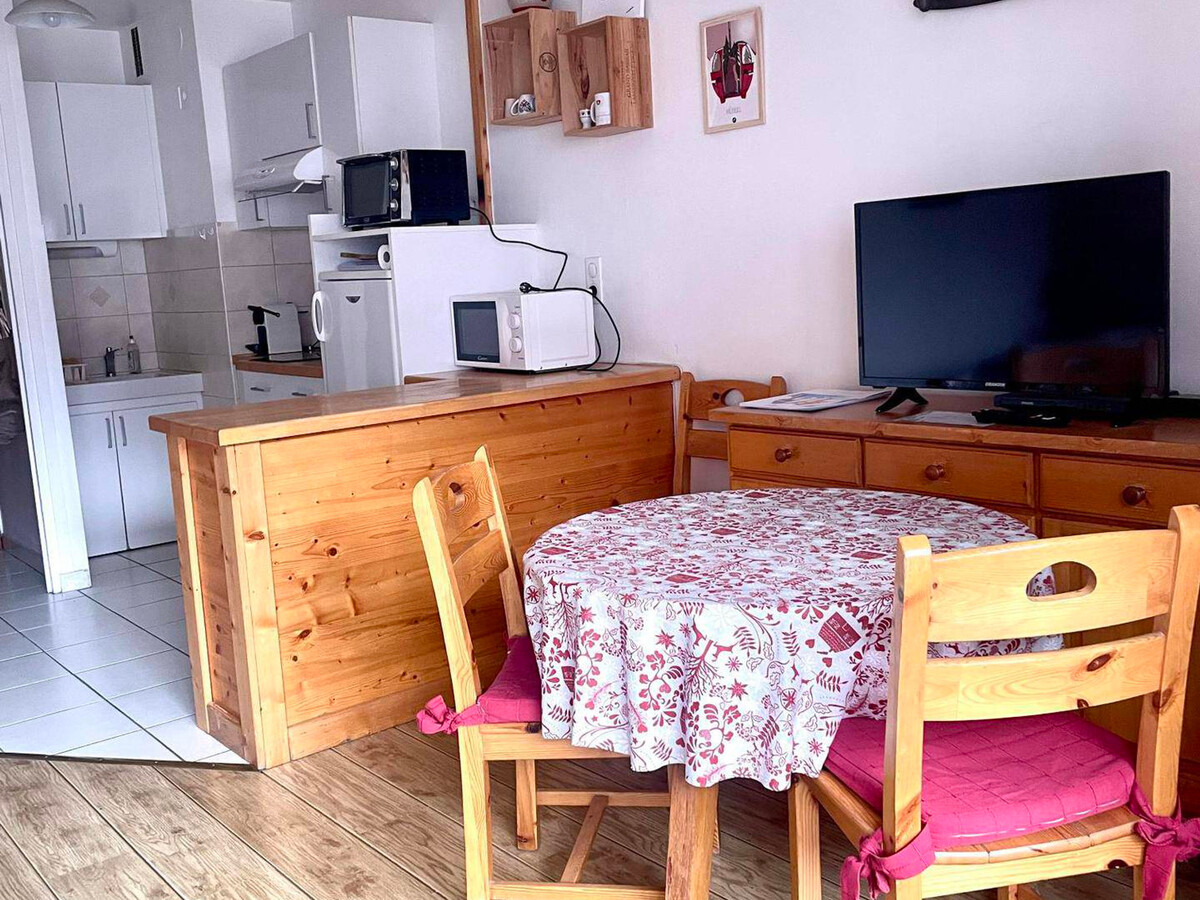 Studio 26 m² balcon sud-est à Brides-les-Bains - Photo 10