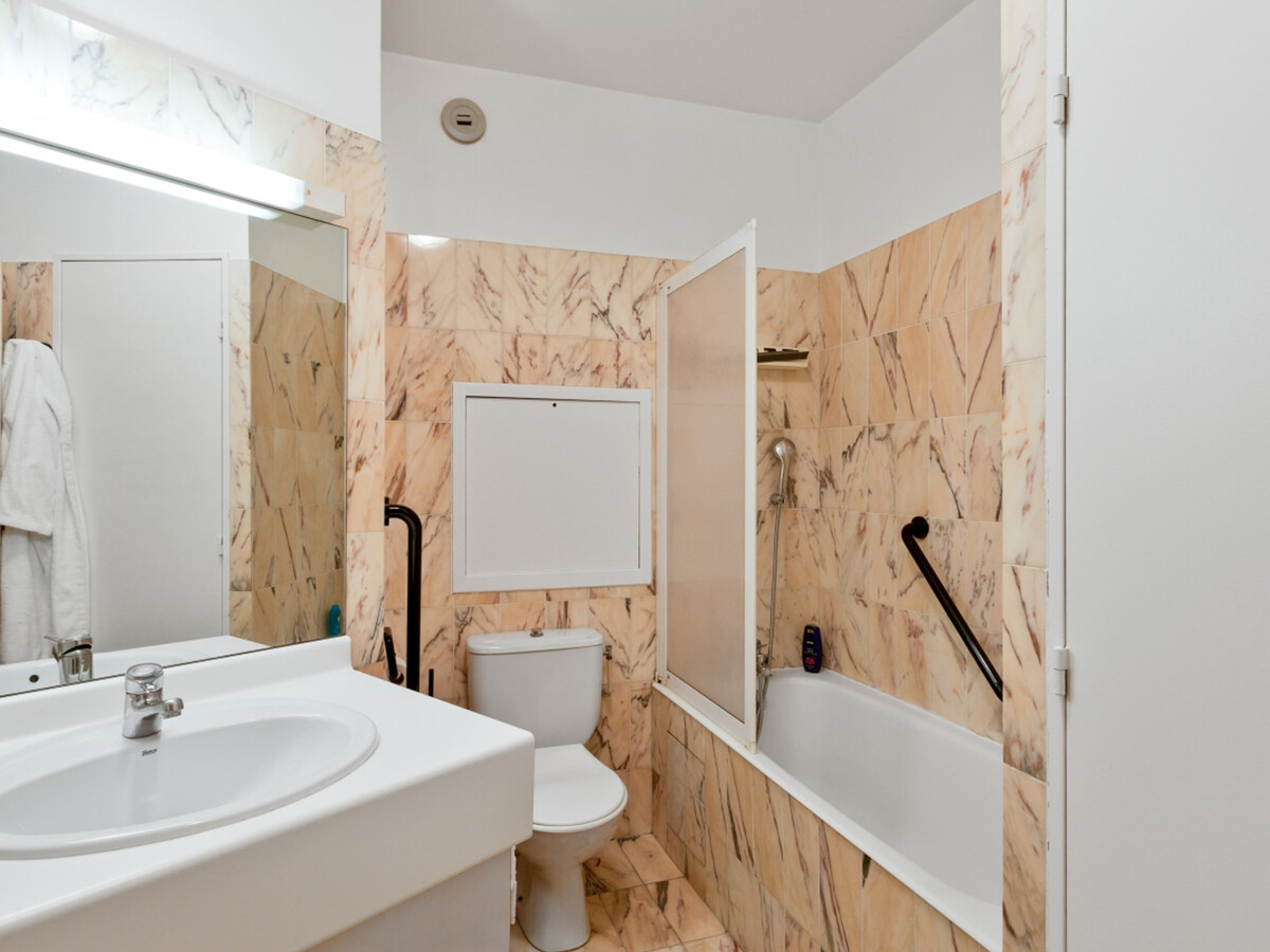 Studio 4 pers. centre Brides-les-Bains, parking couvert - Photo 4