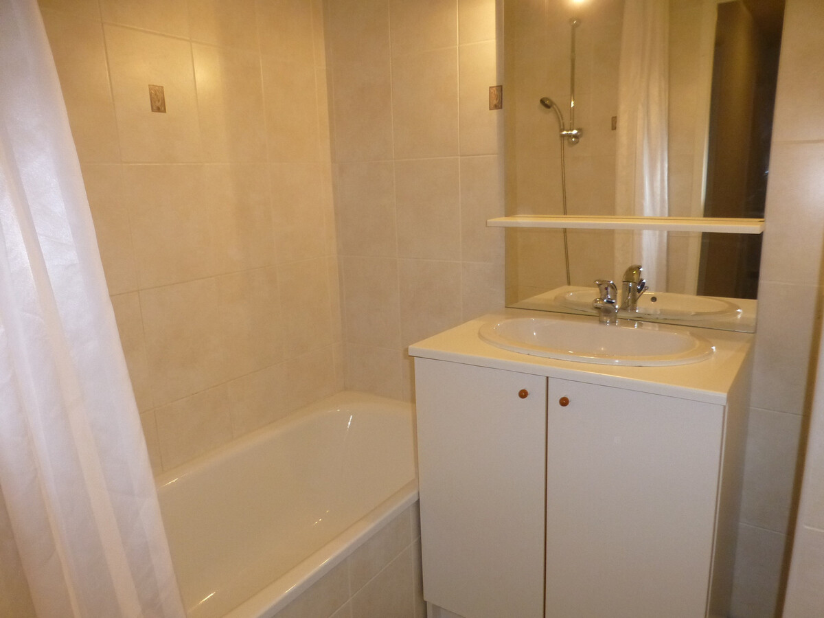 Duplex 3 pièces au 7ème étage avec balcon, WIFI inclus - Photo 6