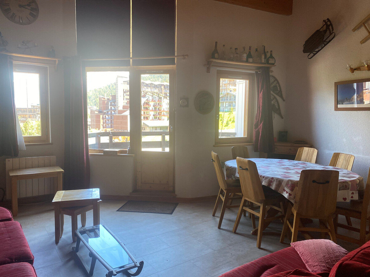 Duplex 9 pers, skis aux pieds à La Tania - Photo 2