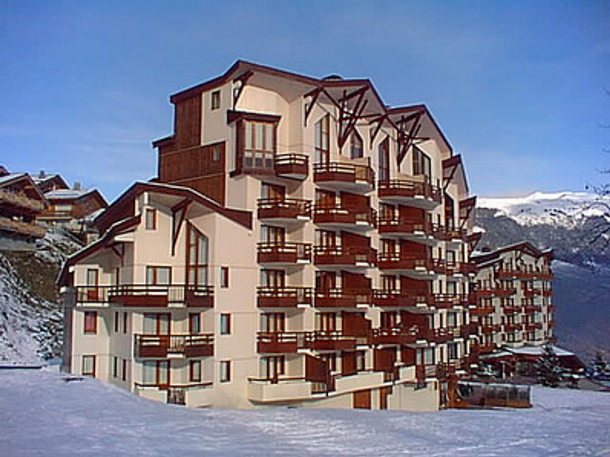 Duplex 9 pers, skis aux pieds à La Tania - Photo 8